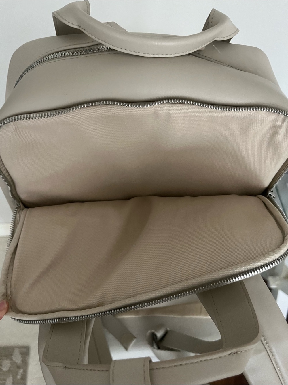 Metro Backpack - Beige - - Picture 15 of 17